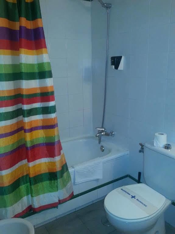 Hostal Tilos Málaga Eksteriør billede