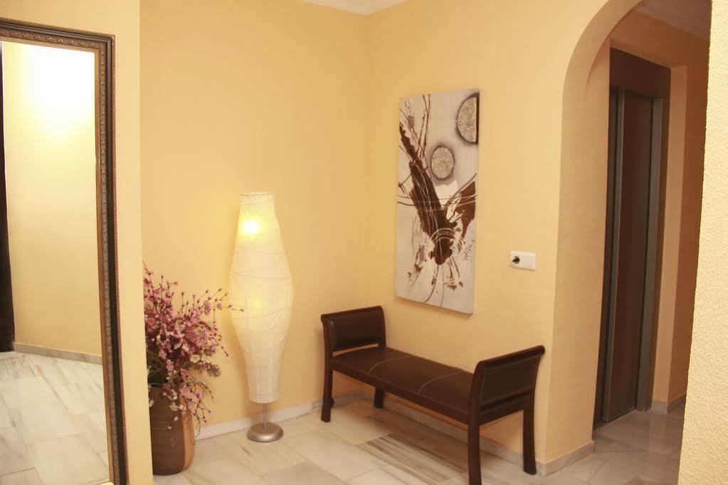 Hostal Tilos Málaga Eksteriør billede